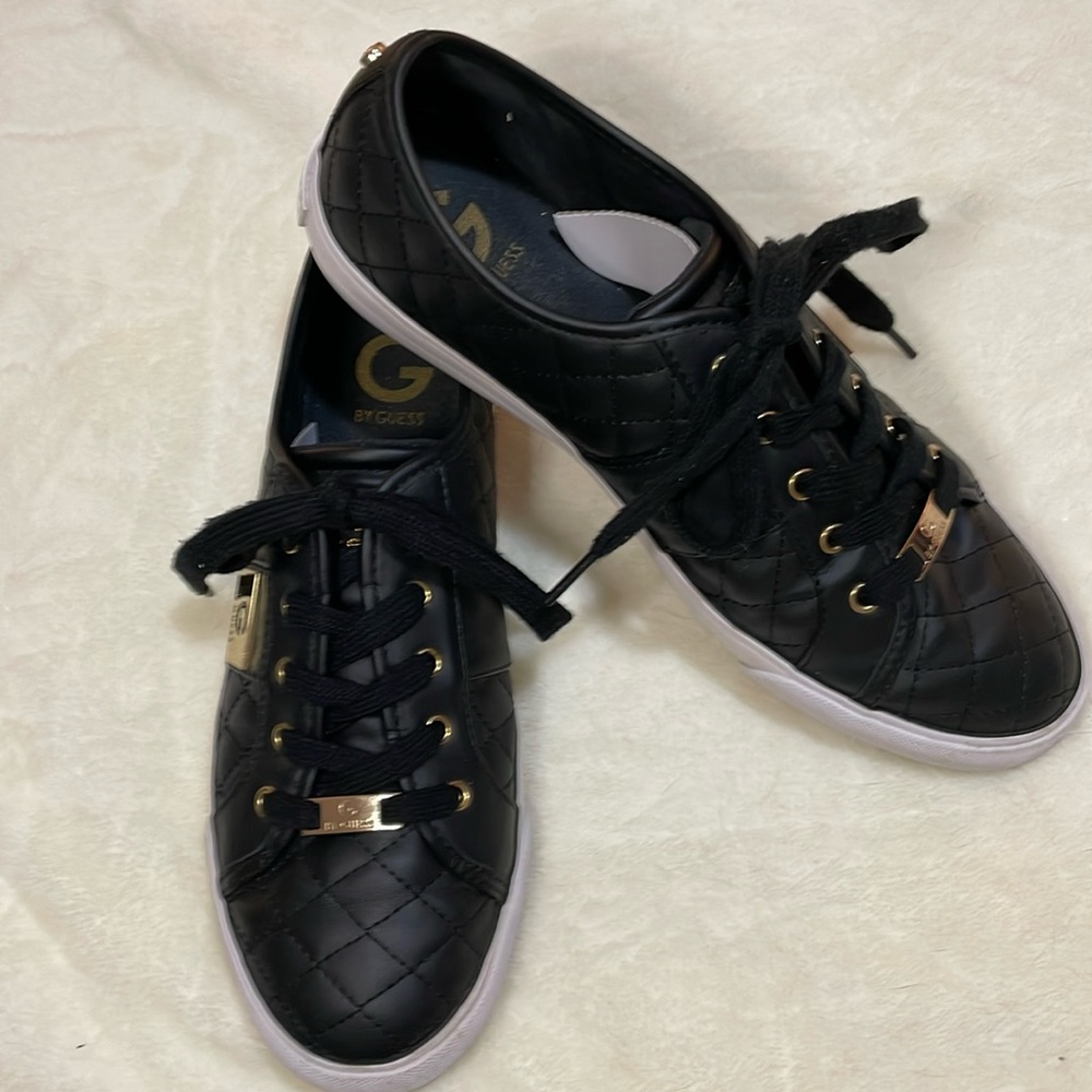 G by Guess Black Quilted Faux Leather Sneakers Size 9.5 M